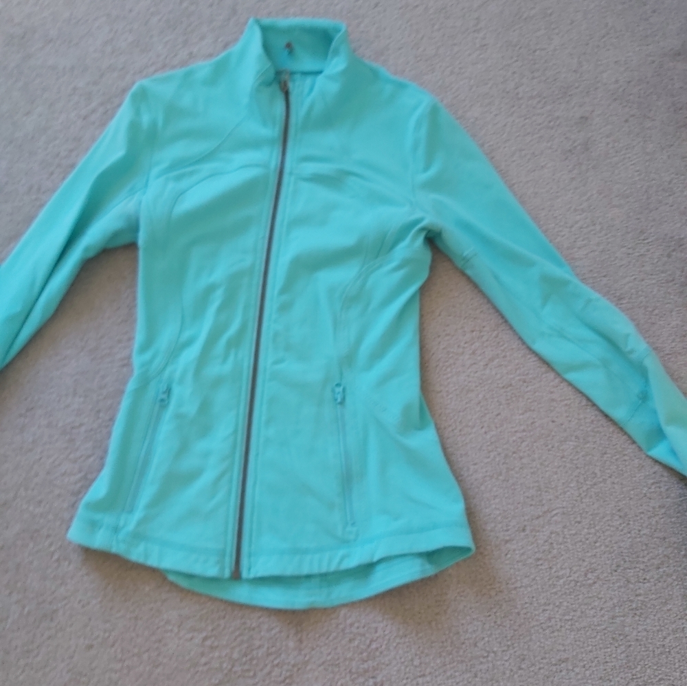 Lululemon Another Mile Top
